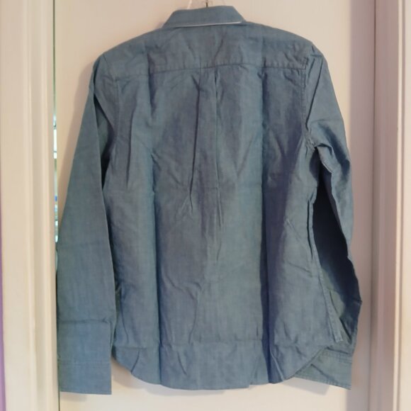 Untuckit Valori Women's Long Sleeve Button Down Chambrey Shirt SZ 6 NWT - Picture 9 of 10